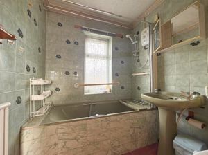 Bathroom- click for photo gallery